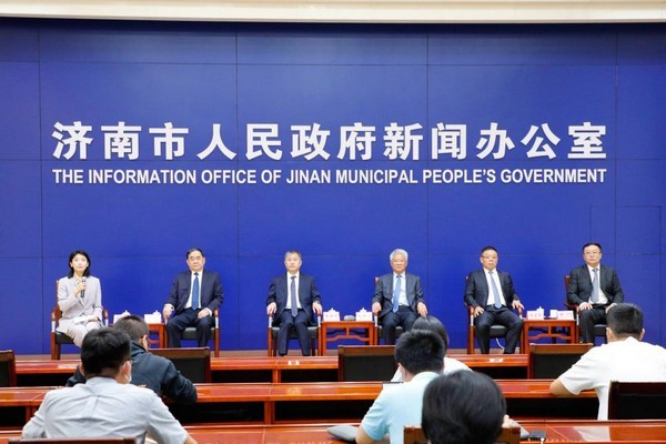 创新成就先进制造，让“澳门广东会网站重机制造”走向全球