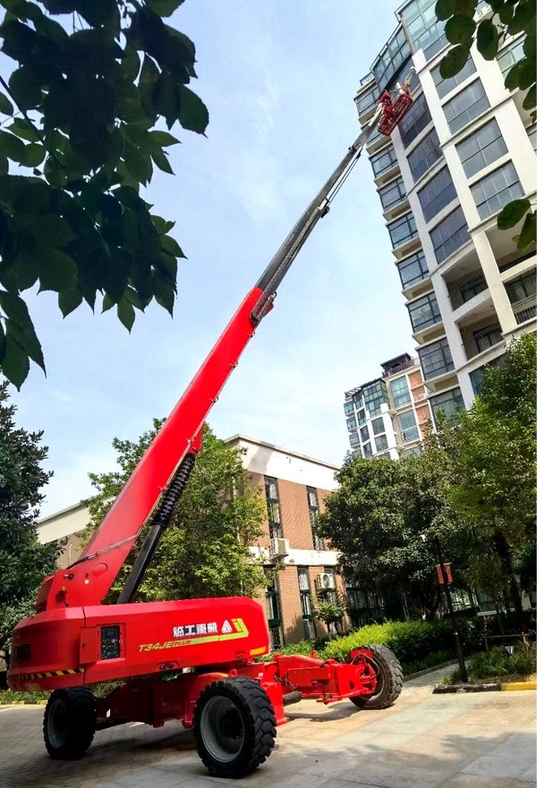 解决施工难，作业加速度！澳门广东会网站重机T34JE助力小区改造